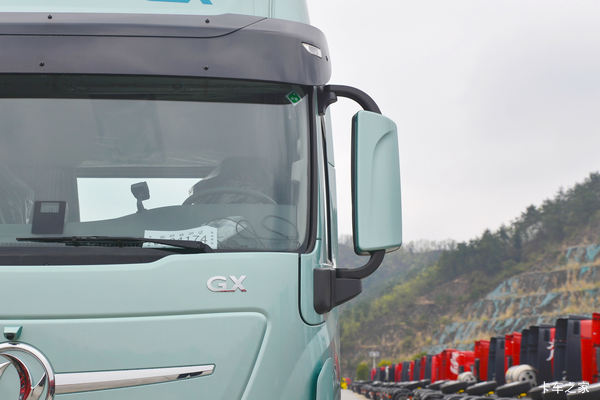 ���������Żݼ������콢GX 560���� 6X4 AMT�Զ���ǣ��