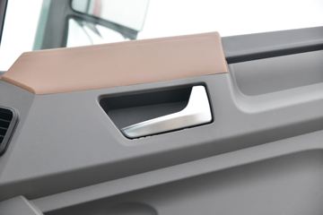 �������ó� �����콢GX 520���� 4X2 AMT�Զ���ǣ����(����)(DFH4180C2)ͼƬ