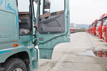 �������ó� �����콢GX 520���� 4X2 AMT�Զ���ǣ����(����)(DFH4180C2)ͼƬ