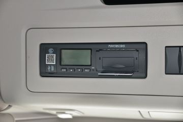 �������ó� �����콢GX 520���� 4X2 AMT�Զ���ǣ����(����)(DFH4180C2)ͼƬ