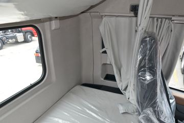 �������ó� �����콢GX 520���� 4X2 AMT�Զ���ǣ����(����)(DFH4180C2)ͼƬ