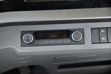 �������ó� �����콢GX 520���� 4X2 AMT�Զ���ǣ����(����)(DFH4180C2)ͼƬ