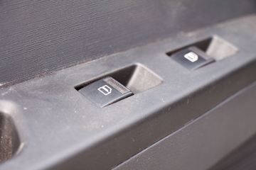 Ծ�� ����S100 95���� ���� 4.17������ʽС��(����)(SH5043XXYPEDBNZH)ͼƬ