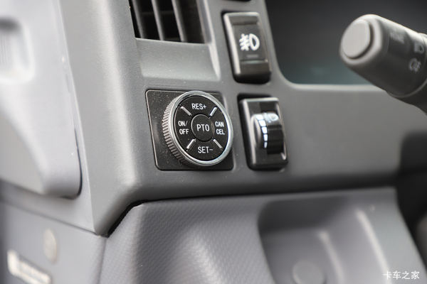 ��ʮ��KV100 ӵ��3.0T��ʮ�巢���� ������Խ ��ʡ��