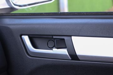 ���� ����F300 2022�� ���˰� 1.5L���� 115���� ���� 5MT ����˫��Ƥ��ͼƬ