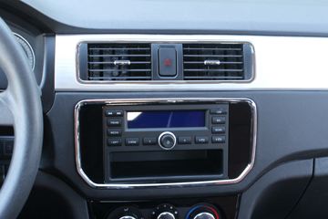 ���� ����F300 2022�� ���˰� 1.5L���� 115���� ���� 5MT ����˫��Ƥ��ͼƬ