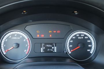 ���� ����F300 2022�� ���˰� 1.5L���� 115���� ���� 5MT ����˫��Ƥ��ͼƬ