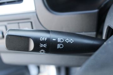 ���� ����F300 2022�� ���˰� 1.5L���� 115���� ���� 5MT ����˫��Ƥ��ͼƬ