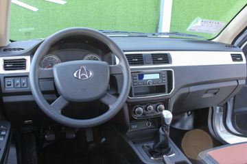 ���� ����F300 2022�� ���˰� 1.5L���� 115���� ���� 5MT ����˫��Ƥ��ͼƬ