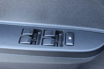 ���� ����F300 2022�� ���˰� 1.5L���� 115���� ���� 5MT ����˫��Ƥ��ͼƬ