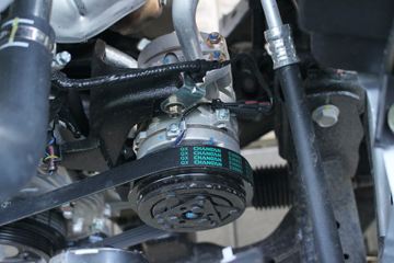 ���� ����F300 2022�� ���˰� 1.5L���� 115���� ���� 5MT ����˫��Ƥ��ͼƬ