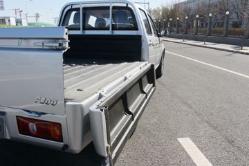 ���� ����F300 2022�� ���˰� 1.5L���� 115���� ���� 5MT ����˫��Ƥ��ͼƬ