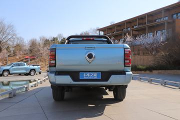 ����� 2022�� �캽�� 2.0T���� 197���� �ֶ����� ����˫��Ƥ��ͼƬ