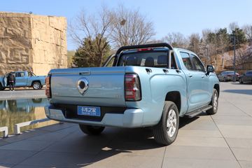 ����� 2022�� �캽�� 2.0T���� 197���� �ֶ����� ����˫��Ƥ��ͼƬ