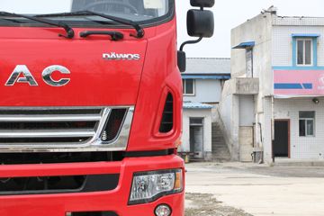 ���� ����˹V9 220���� 4X2 4.845�ײ�դʽ�ػ���(����)(HFC5180CCYB90K2E2S)ͼƬ