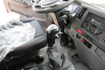 ���� ����˹V9 220���� 4X2 4.845�ײ�դʽ�ػ���(����)(HFC5180CCYB90K2E2S)ͼƬ