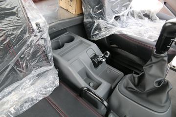 ���� ����˹V9 220���� 4X2 4.845�ײ�դʽ�ػ���(����)(HFC5180CCYB90K2E2S)ͼƬ