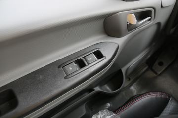 ���� ����˹V9 220���� 4X2 4.845�ײ�դʽ�ػ���(����)(HFC5180CCYB90K2E2S)ͼƬ