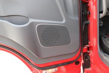 ���� ����˹V9 220���� 4X2 4.845�ײ�դʽ�ػ���(����)(HFC5180CCYB90K2E2S)ͼƬ