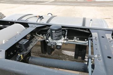 ���� ����˹V9 220���� 4X2 4.845�ײ�դʽ�ػ���(����)(HFC5180CCYB90K2E2S)ͼƬ