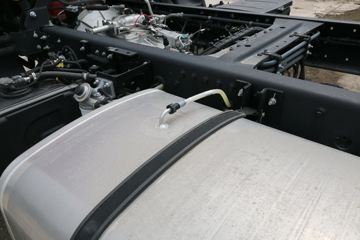 ���� ����˹V9 220���� 4X2 4.845�ײ�դʽ�ػ���(����)(HFC5180CCYB90K2E2S)ͼƬ