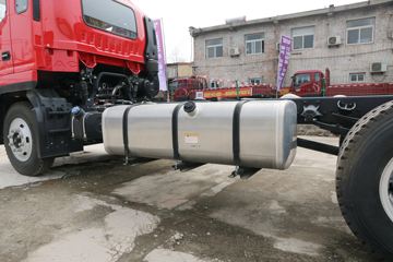 ���� ����˹V9 220���� 4X2 4.845�ײ�դʽ�ػ���(����)(HFC5180CCYB90K2E2S)ͼƬ