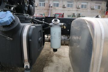 ���� ����˹V9 220���� 4X2 4.845�ײ�դʽ�ػ���(����)(HFC5180CCYB90K2E2S)ͼƬ