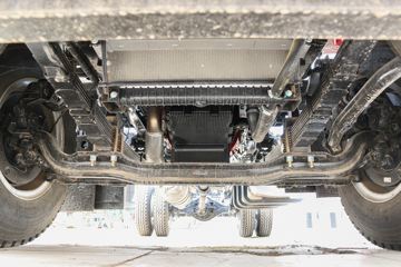 ���� ����˹V9 220���� 4X2 4.845�ײ�դʽ�ػ���(����)(HFC5180CCYB90K2E2S)ͼƬ