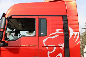 �й����� �ǵ¿�SITRAK C9H�ؿ� 570���� 6X4 AMT�Զ���ǣ����(����)(��Һ��)ͼƬ