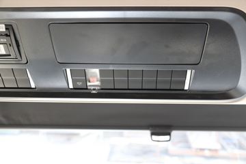 �й����� �ǵ¿�SITRAK C9H�ؿ� 570���� 6X4 AMT�Զ���ǣ����(����)(��Һ��)ͼƬ