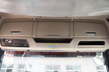 �й����� �ǵ¿�SITRAK C9H�ؿ� 570���� 6X4 AMT�Զ���ǣ����(����)(��Һ��)ͼƬ