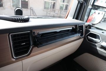 �й����� �ǵ¿�SITRAK C9H�ؿ� 570���� 6X4 AMT�Զ���ǣ����(����)(��Һ��)ͼƬ