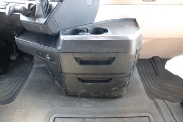 �й����� �ǵ¿�SITRAK C9H�ؿ� 570���� 6X4 AMT�Զ���ǣ����(����)(��Һ��)ͼƬ