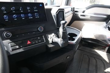 �й����� �ǵ¿�SITRAK C9H�ؿ� 570���� 6X4 AMT�Զ���ǣ����(����)(��Һ��)ͼƬ