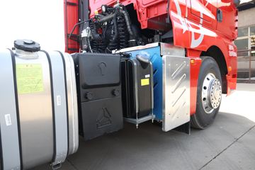 �й����� �ǵ¿�SITRAK C9H�ؿ� 570���� 6X4 AMT�Զ���ǣ����(����)(��Һ��)ͼƬ