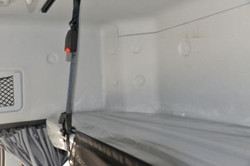 �������ó� ���KR 260���� 4X2 9.8����ʽ�ػ���(�߶�)(DFH5180XXYE6)ͼƬ