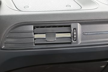 �������ó� ���KR 260���� 4X2 9.8����ʽ�ػ���(�߶�)(DFH5180XXYE6)ͼƬ