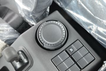 �������ó� ���KR 260���� 4X2 9.8����ʽ�ػ���(�߶�)(DFH5180XXYE6)ͼƬ