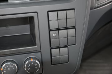 �������ó� ���KR 260���� 4X2 9.8����ʽ�ػ���(�߶�)(DFH5180XXYE6)ͼƬ