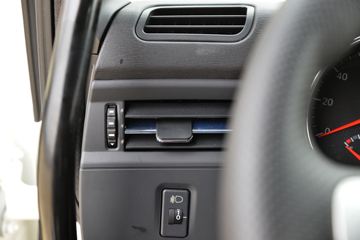 �������ó� ���KR 260���� 4X2 9.8����ʽ�ػ���(�߶�)(DFH5180XXYE6)ͼƬ