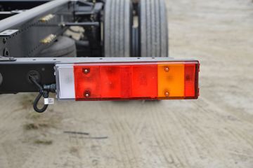 �������ó� ���KR 260���� 4X2 9.8����ʽ�ػ���(�߶�)ͼƬ