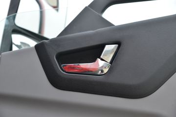 �������ó� ����KL�ؿ� ���ʰ� 465���� 8X4 8.6����ʽ�ػ���(�߶�)ͼƬ