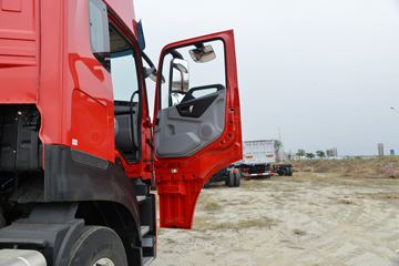 �������ó� ����KL�ؿ� ���ʰ� 465���� 8X4 8.6����ʽ�ػ���(�߶�)ͼƬ