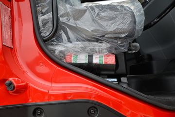 �������ó� ����KL�ؿ� ���ʰ� 465���� 8X4 8.6����ʽ�ػ���(�߶�)ͼƬ