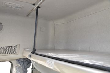 �������ó� ����KL�ؿ� ���ʰ� 465���� 8X4 8.6����ʽ�ػ���(�߶�)ͼƬ