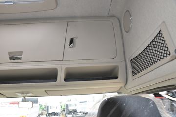 �������ó� ����KL�ؿ� ���ʰ� 465���� 8X4 8.6����ʽ�ػ���(�߶�)ͼƬ