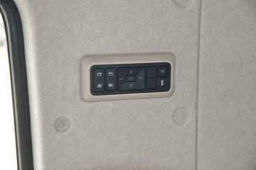 �������ó� ����KL�ؿ� ���ʰ� 465���� 8X4 8.6����ʽ�ػ���(�߶�)ͼƬ