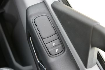 �������ó� ����KL�ؿ� ���ʰ� 465���� 8X4 8.6����ʽ�ػ���(�߶�)ͼƬ