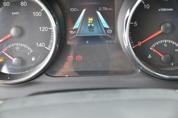 �������ó� ����KL�ؿ� ���ʰ� 465���� 8X4 8.6����ʽ�ػ���(�߶�)ͼƬ