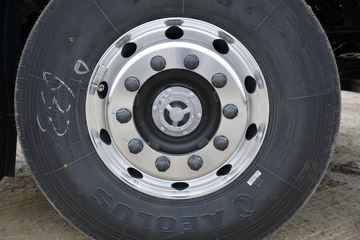 �������ó� ����KL�ؿ� ���ʰ� 465���� 8X4 8.6����ʽ�ػ���(�߶�)ͼƬ